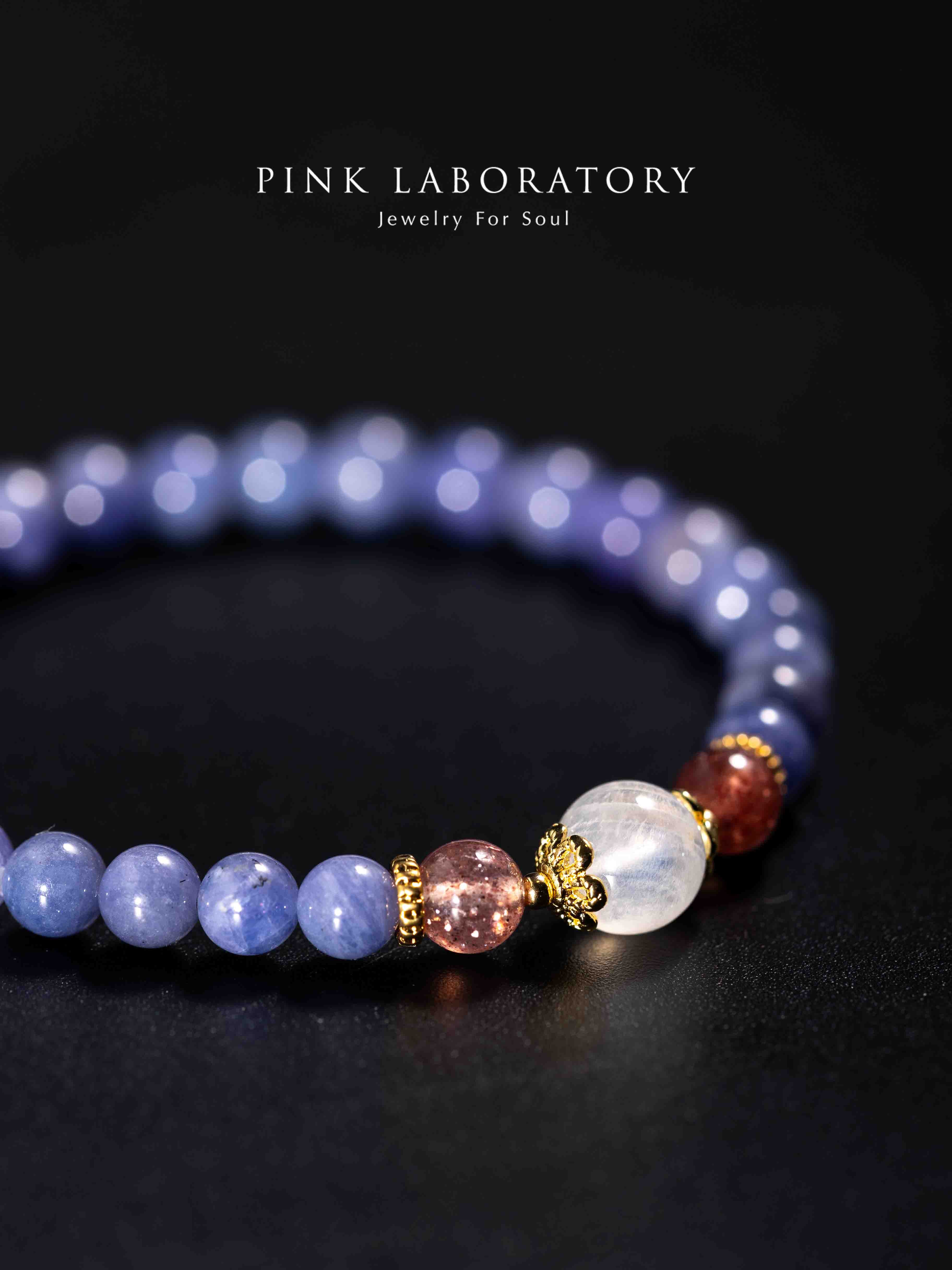 坦桑石草莓晶月光石14k鍍金手鍊