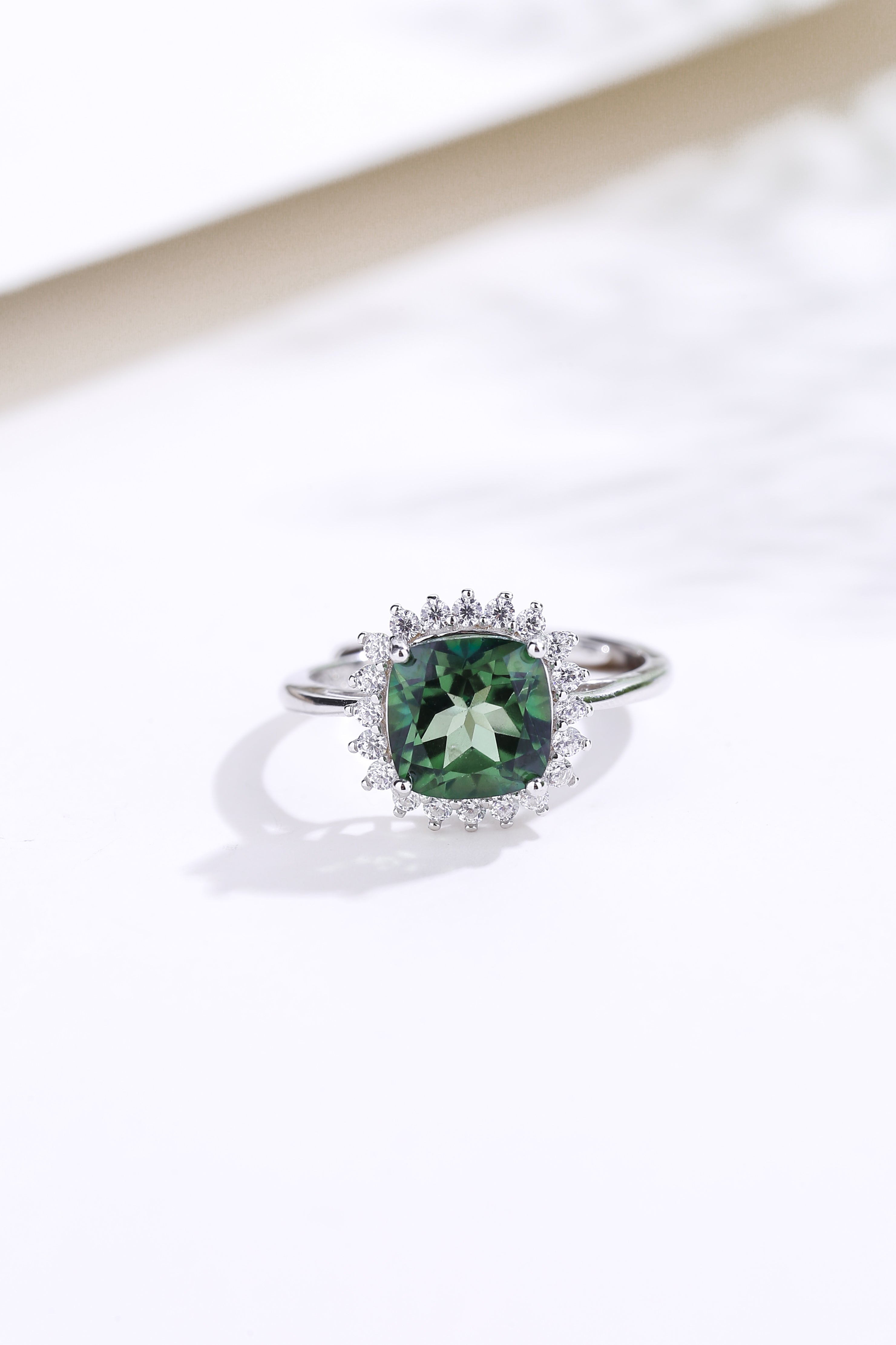 綠碧璽方形戒指 | 925純銀鍍白金