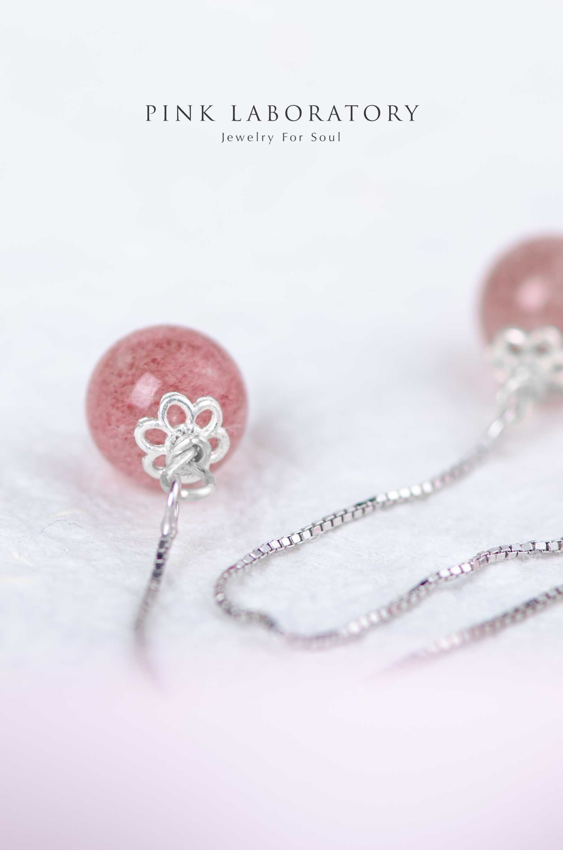 草莓晶925純銀鍍白金耳環